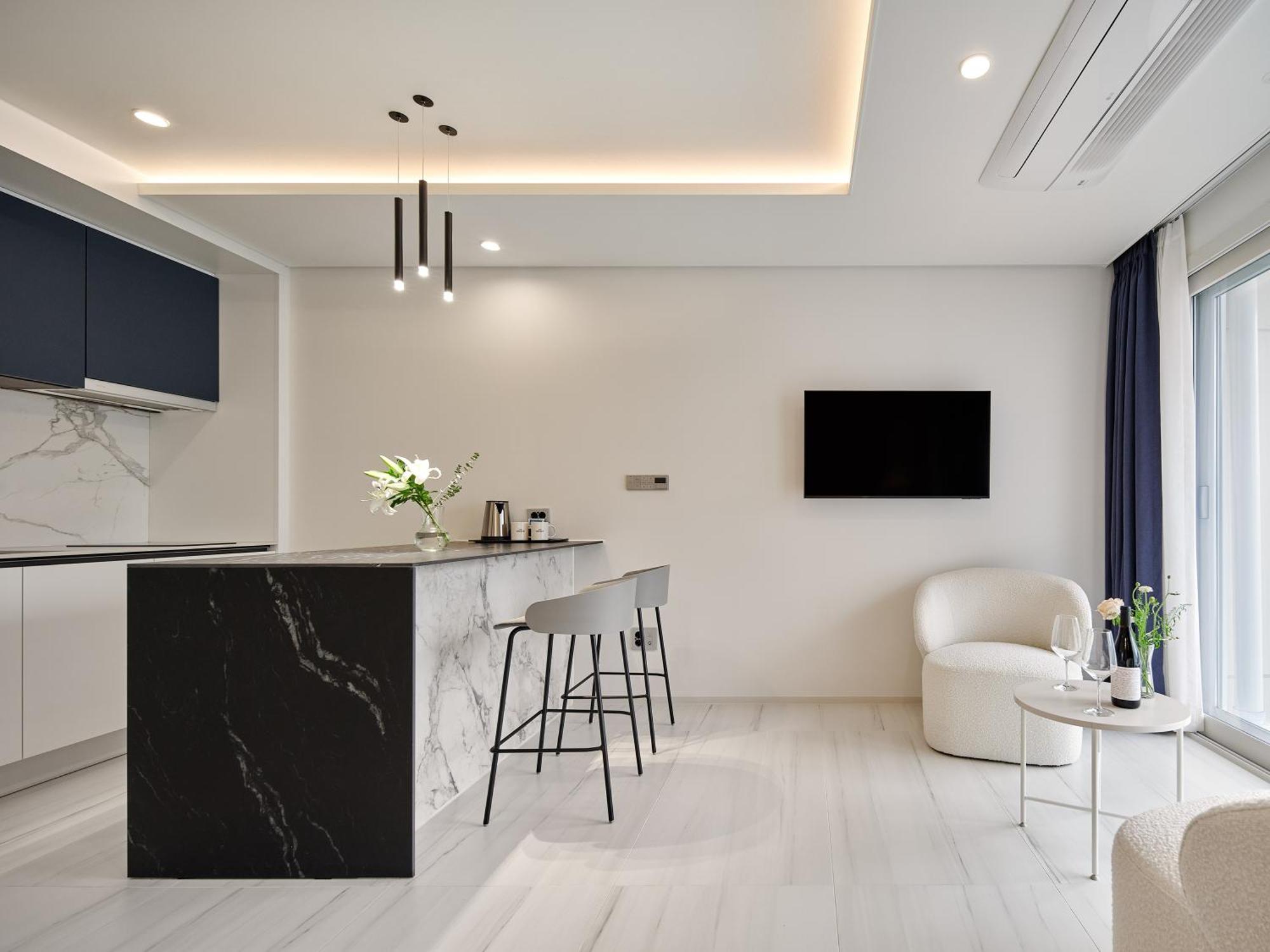 The Botanik Sewoon Myeongdong 4*